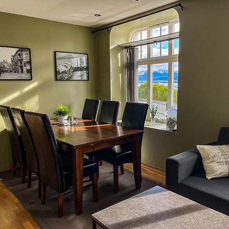 Two-Bedroom City Apartment With Fire Place, Free Parking And Fjordview Terrace - Calm And Central Ålesund Dış mekan fotoğraf